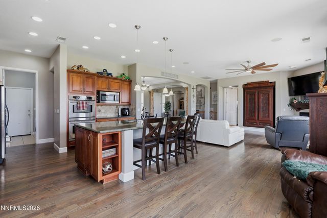 2904 Oxley Drive, Sparks, NV 89436