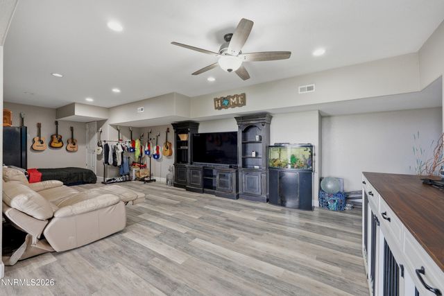 2904 Oxley Drive, Sparks, NV 89436