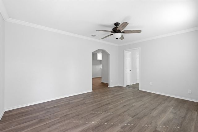 1515 E Waco Avenue, Dallas, TX 75216