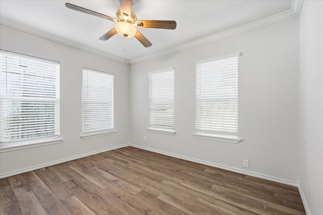 1515 E Waco Avenue, Dallas, TX 75216