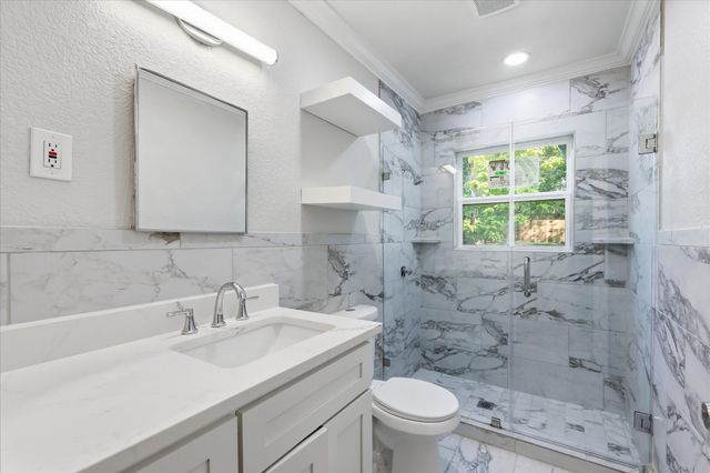 1515 E Waco Avenue, Dallas, TX 75216