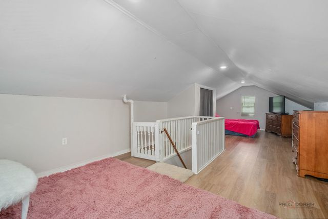423 Lily Lane, Lakemoor, IL 60051