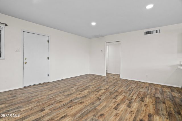 9430 Album Avenue, El Paso, TX 79925