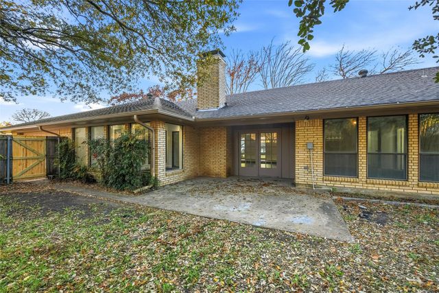 618 Green Hills Court, Duncanville, TX 75137