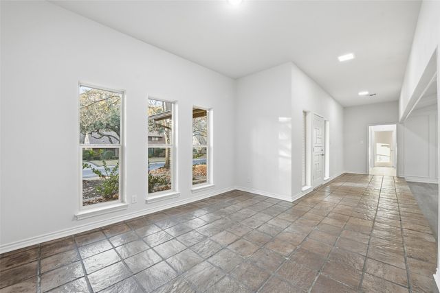 618 Green Hills Court, Duncanville, TX 75137