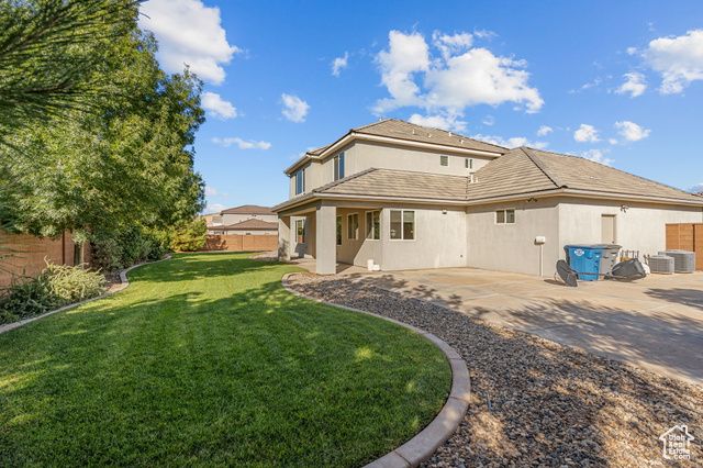 2334 E CRIMSON RIDGE DR, St. George, UT 84790
