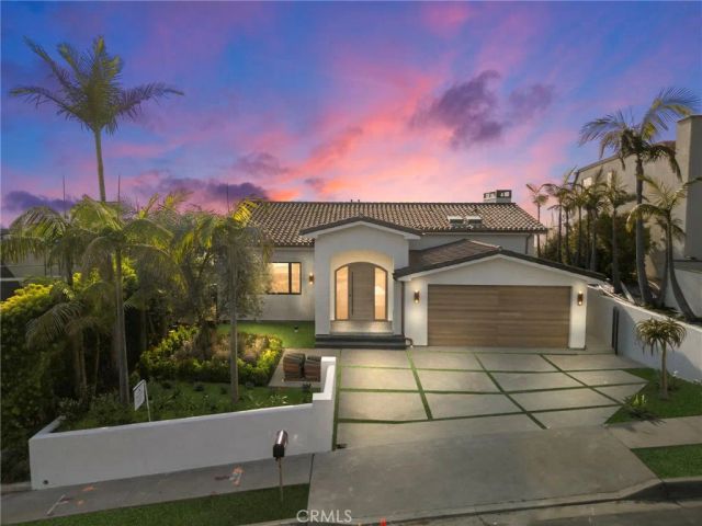 723 Balboa Avenue, Laguna Beach, CA 92651