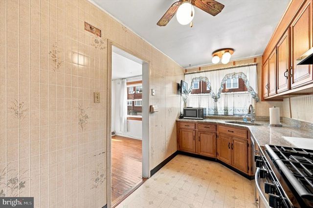7959 GILBERT ST, Philadelphia, PA 19150