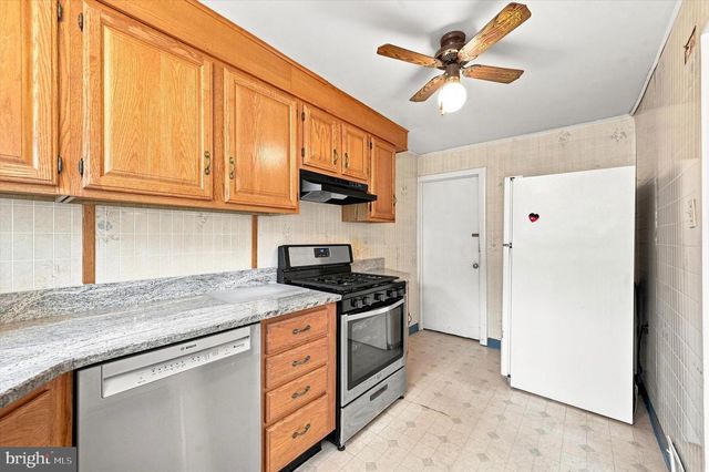 7959 GILBERT ST, Philadelphia, PA 19150