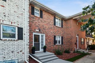 8604 W 84th Terrace, Overland Park, KS 66212