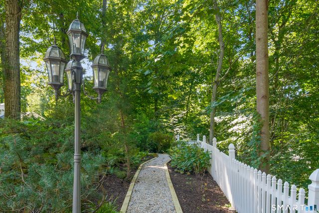 761 New Norwalk Road, New Canaan, CT 06840