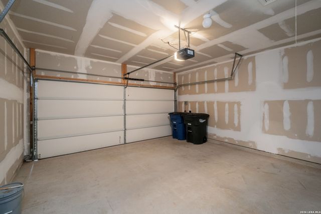 2185 Keystone Dr, New Braunfels, TX 78130