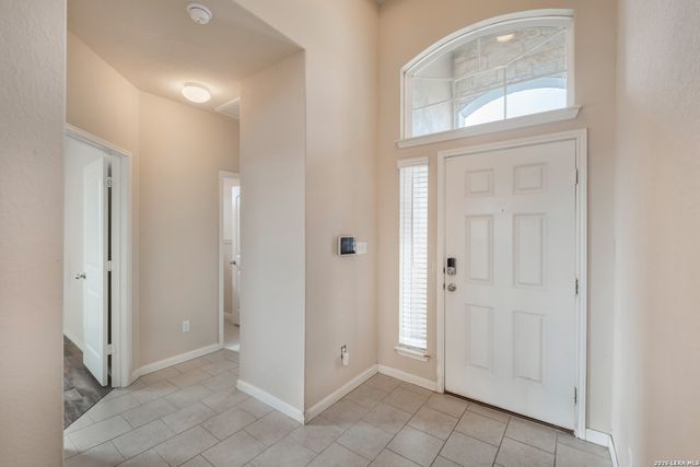 2185 Keystone Dr, New Braunfels, TX 78130