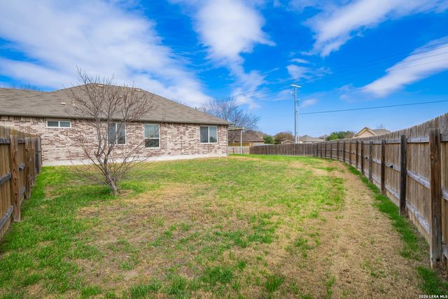 2185 Keystone Dr, New Braunfels, TX 78130