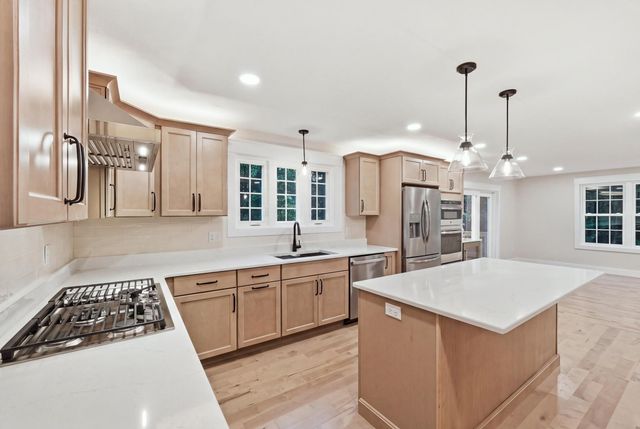 Lot A Sampson Rd, Charlton, MA 01507