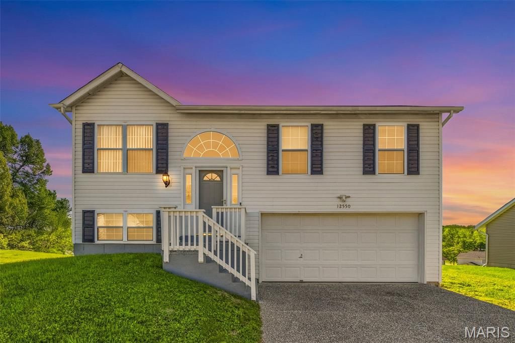 12550 Evening Shade Drive, Black Jack, MO 63033