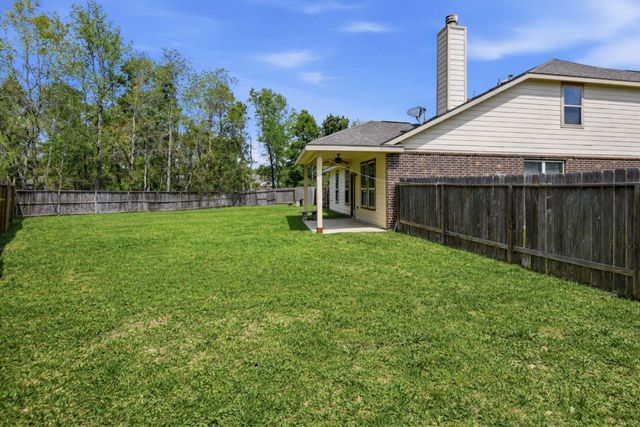 7 Maple Mill Court, Conroe, TX 77301