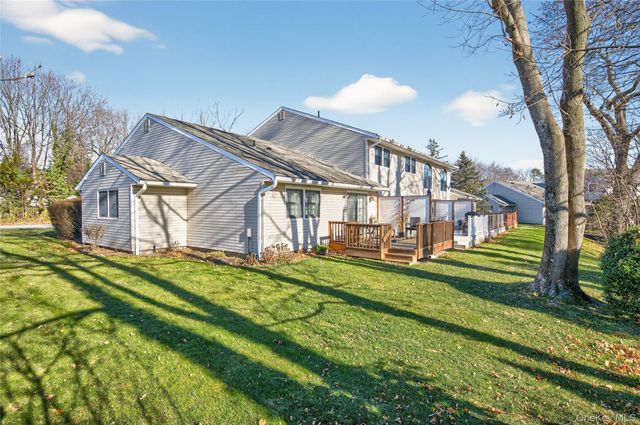 1 Mechanic Court, Huntington, NY 11743