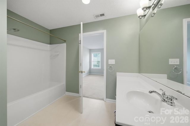 2155 Edenderry Drive, Statesville, NC 28625