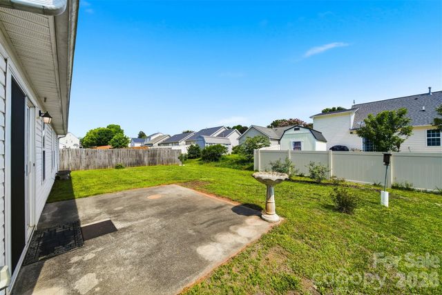 2155 Edenderry Drive, Statesville, NC 28625