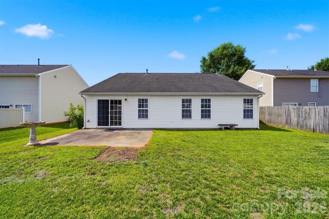 2155 Edenderry Drive, Statesville, NC 28625