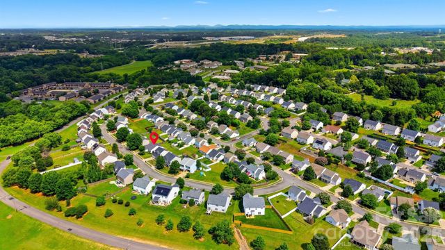 2155 Edenderry Drive, Statesville, NC 28625