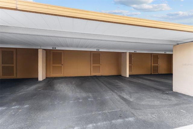 3037 WILLOW GREEN DRIVE 12, Sarasota, FL 34235
