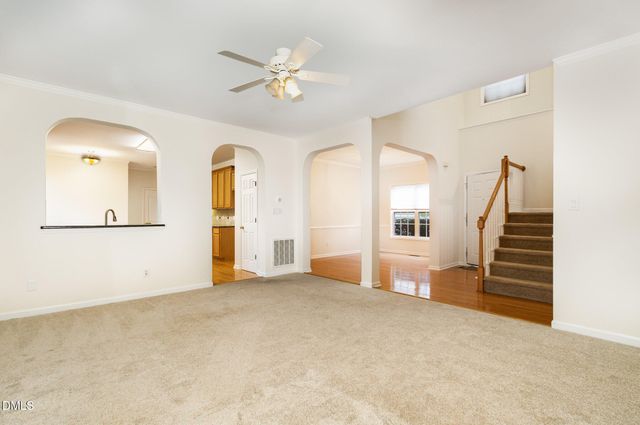 1005 Scotsburg Trail, Hillsborough, NC 27278