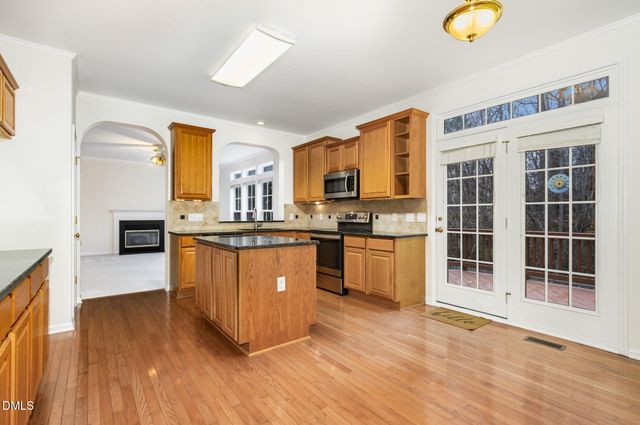 1005 Scotsburg Trail, Hillsborough, NC 27278