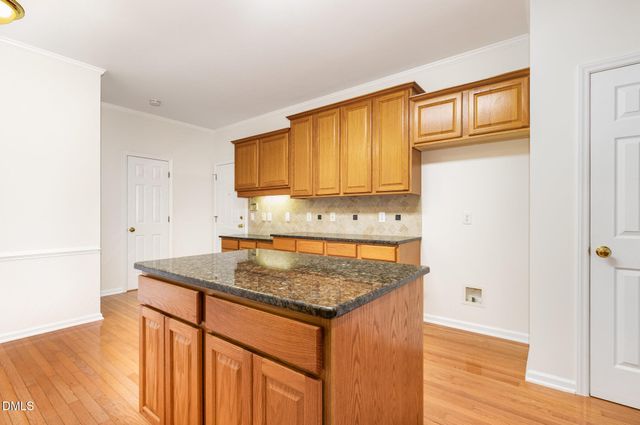 1005 Scotsburg Trail, Hillsborough, NC 27278