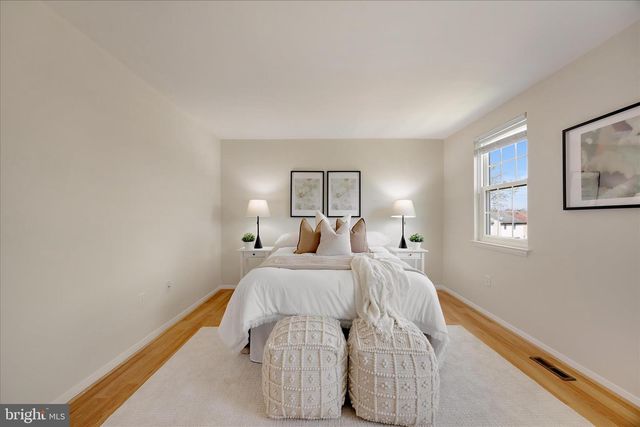 1042 CAPE SPLITT HARBOUR, Pasadena, MD 21122