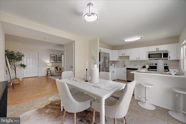 1042 CAPE SPLITT HARBOUR, Pasadena, MD 21122