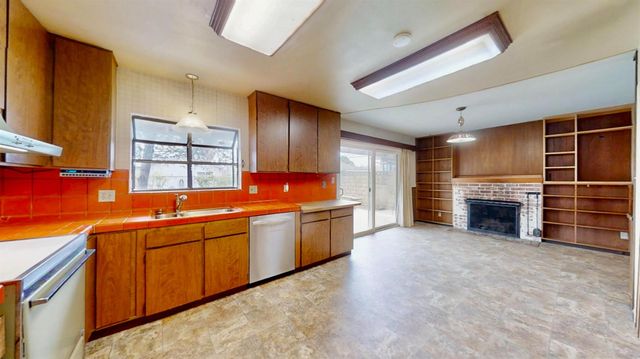 8904 Talisman Dr, Sacramento, CA 95826