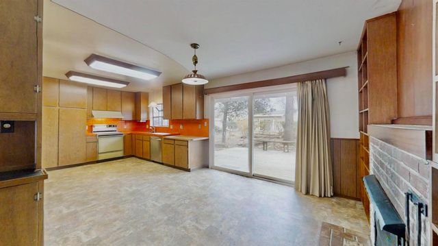 8904 Talisman Dr, Sacramento, CA 95826