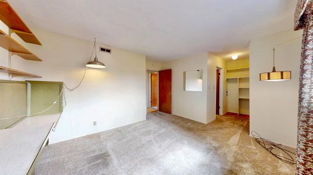 8904 Talisman Dr, Sacramento, CA 95826