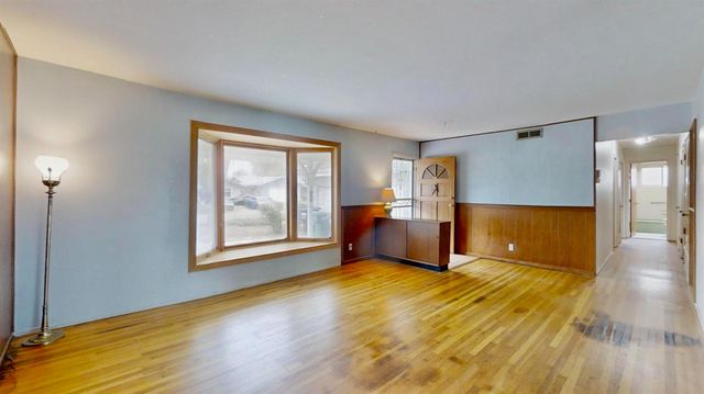 8904 Talisman Dr, Sacramento, CA 95826