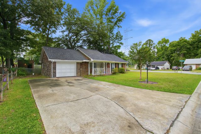 7754 Ginger Lane, North Charleston, SC 29420