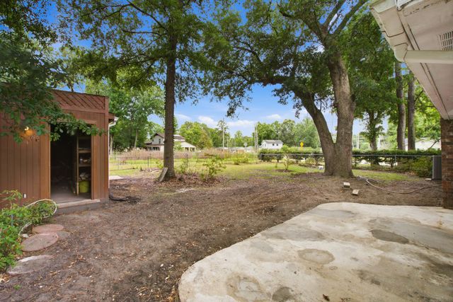 7754 Ginger Lane, North Charleston, SC 29420