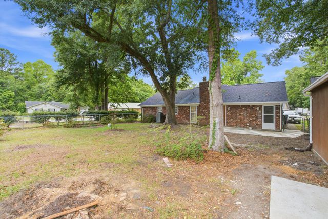 7754 Ginger Lane, North Charleston, SC 29420