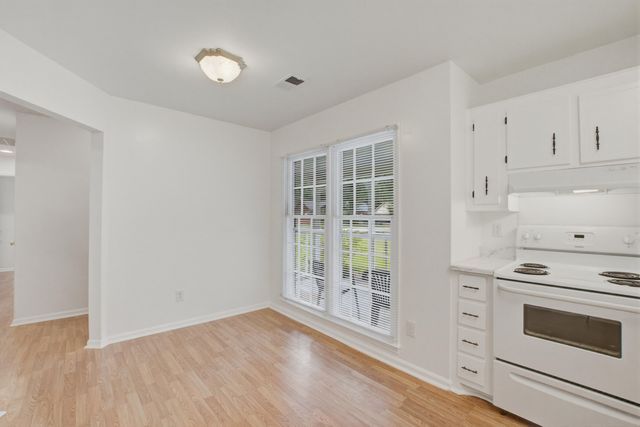 7754 Ginger Lane, North Charleston, SC 29420