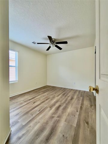 4935 Fair Oak Dale Lane, Humble, TX 77346