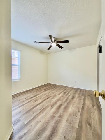 4935 Fair Oak Dale Lane, Humble, TX 77346