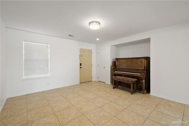 7105 N 40th Street, Mcallen, TX 78504