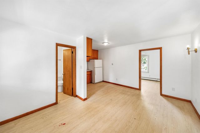 1940 Arlington Avenue, Des Moines, IA 50314