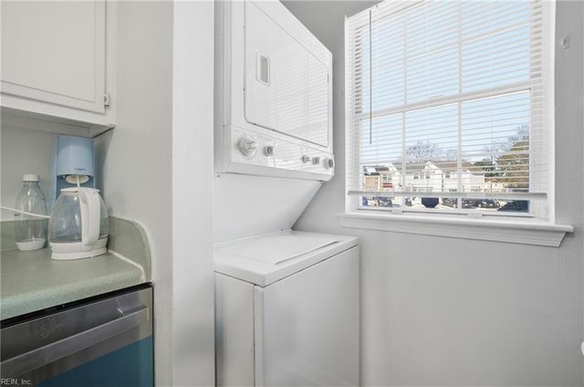 3608 Harbinger Rd Apt 103, Virginia Beach, VA 23453