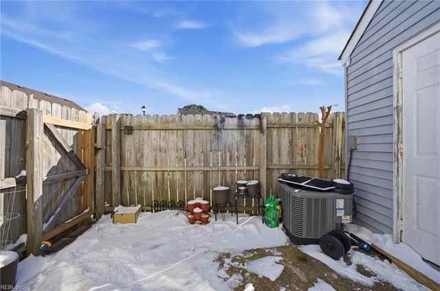 3608 Harbinger Rd Apt 103, Virginia Beach, VA 23453