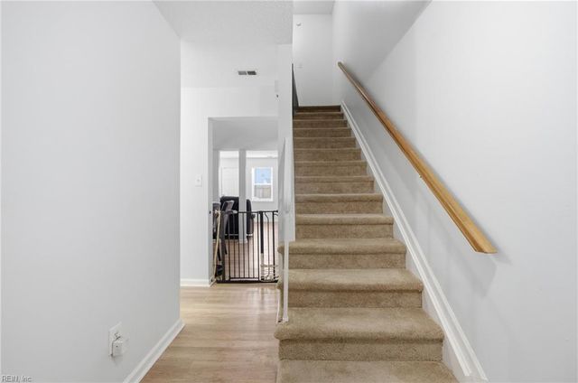 3608 Harbinger Rd Apt 103, Virginia Beach, VA 23453