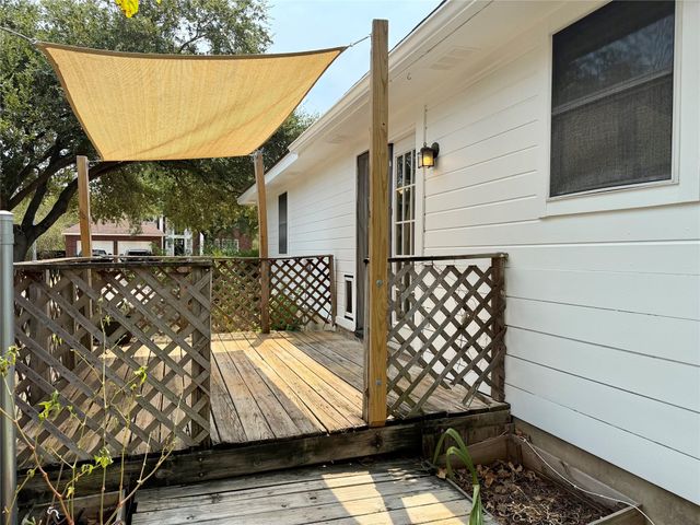 8112 Willet Trail TRL B, Austin, TX 78745