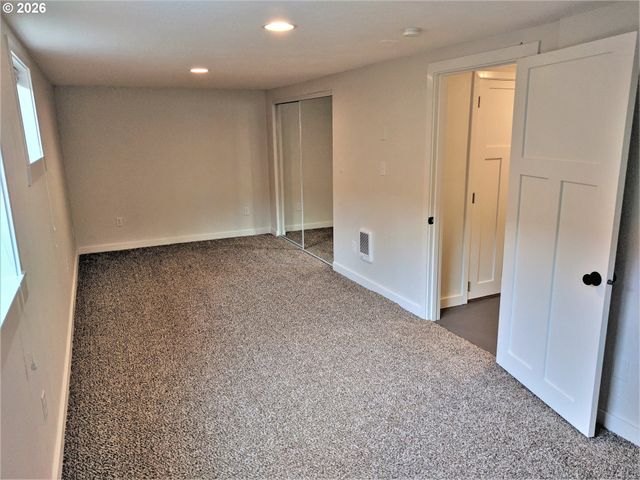 6313 Se 92ND Ave, Portland, OR 97266