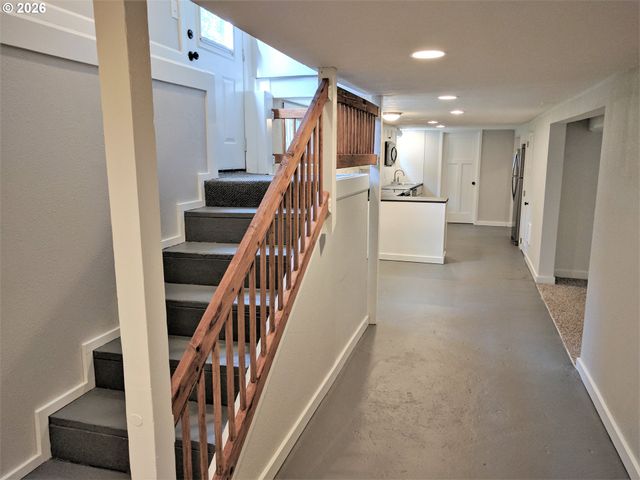 6313 Se 92ND Ave, Portland, OR 97266